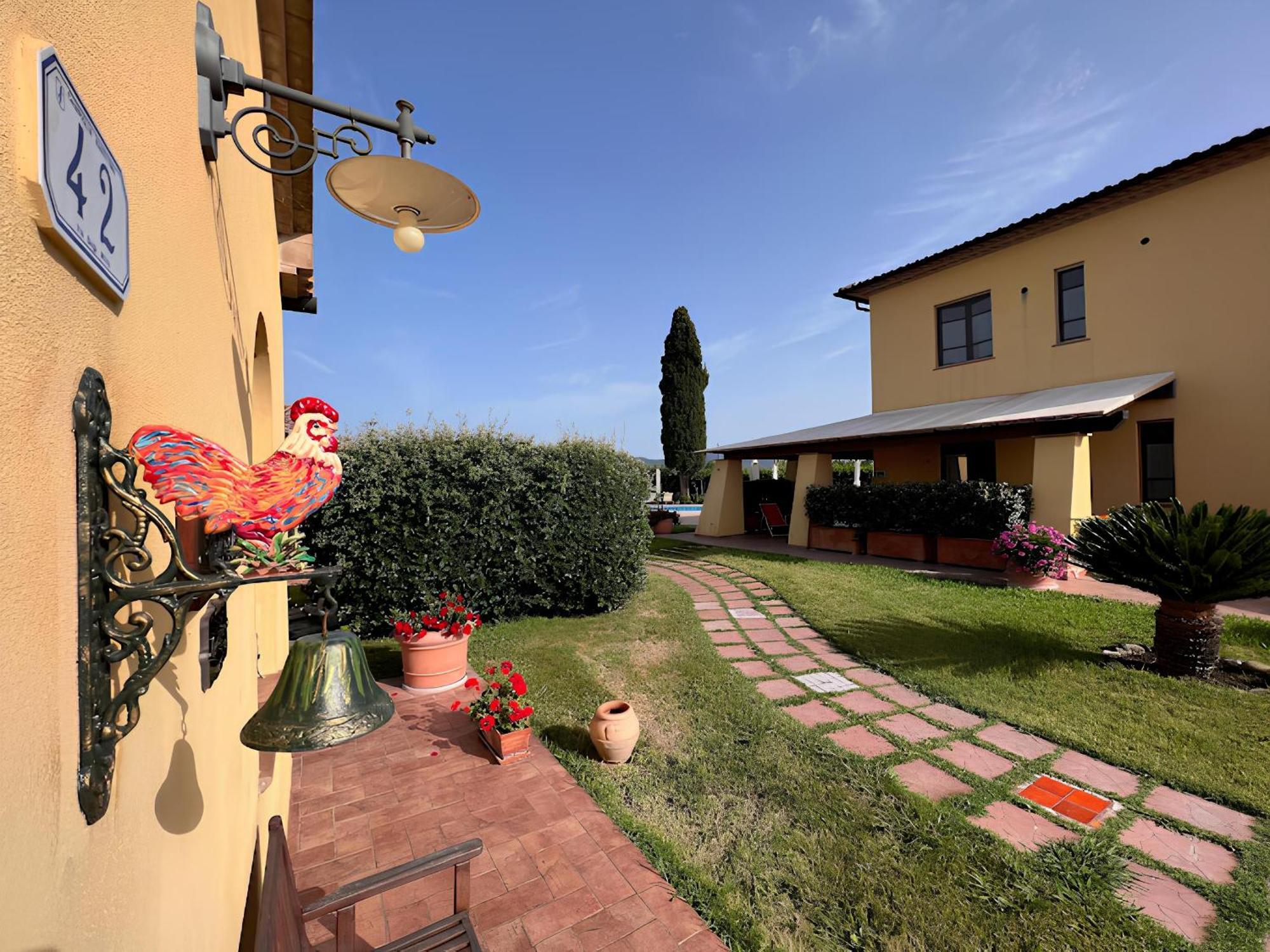 Podere Tre Cipressi Aparthotel Campiglia Marittima Exterior foto