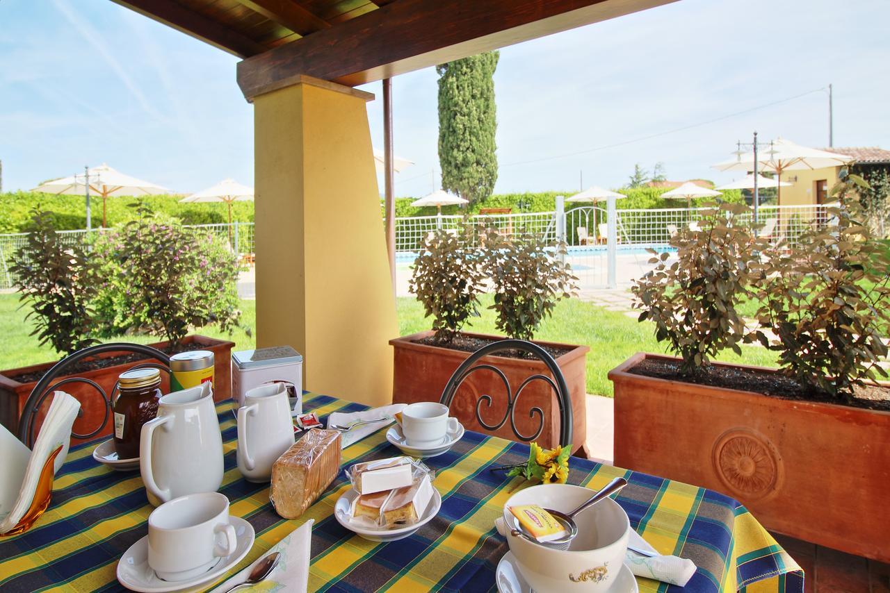 Podere Tre Cipressi Aparthotel Campiglia Marittima Exterior foto