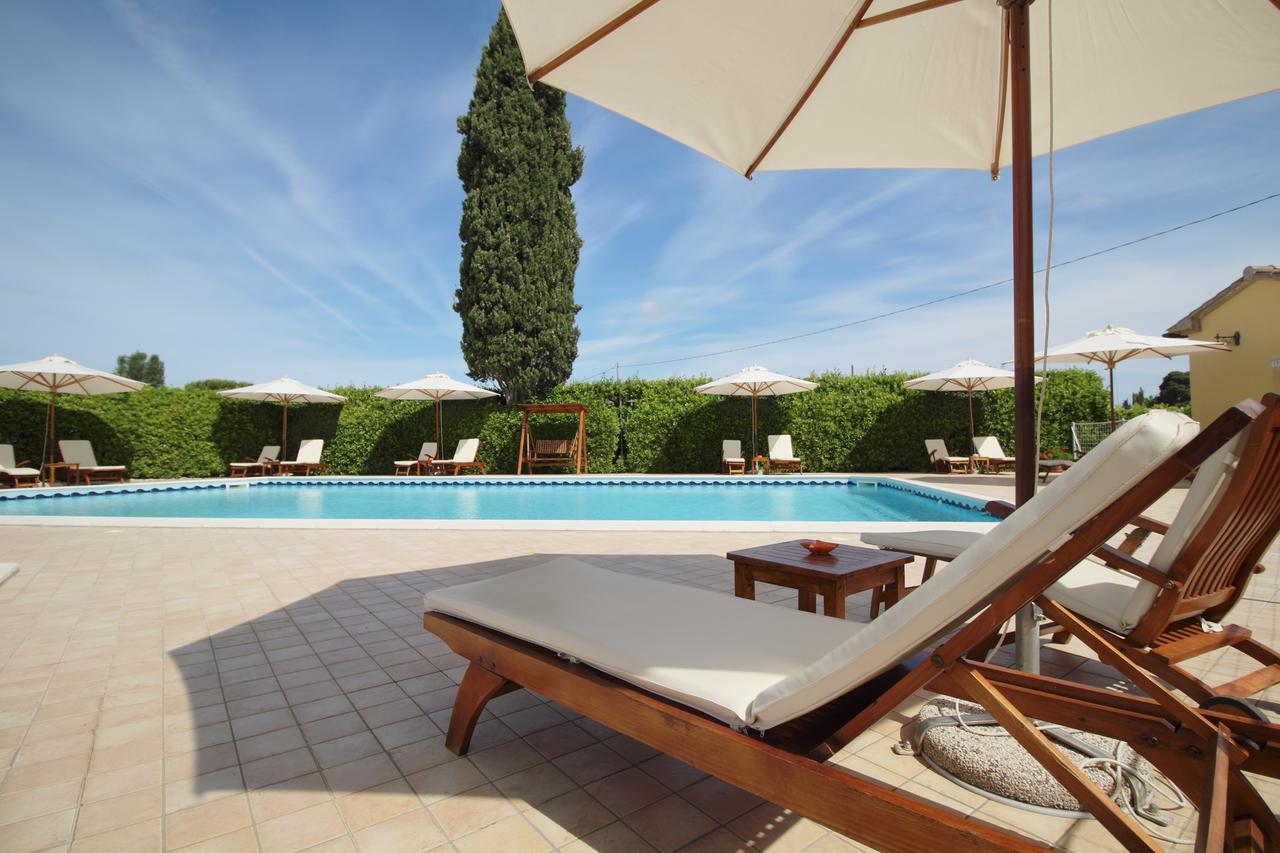 Podere Tre Cipressi Aparthotel Campiglia Marittima Exterior foto