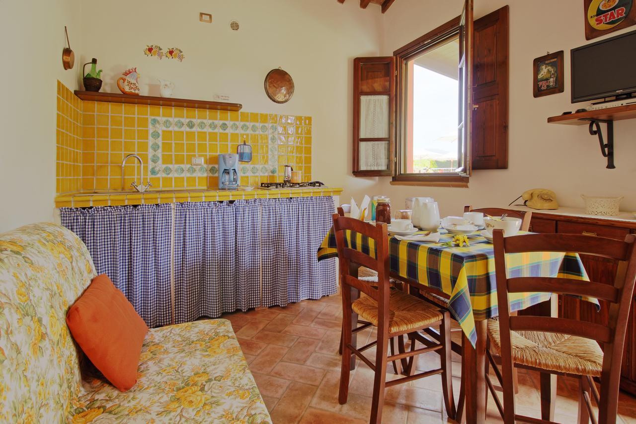 Podere Tre Cipressi Aparthotel Campiglia Marittima Exterior foto